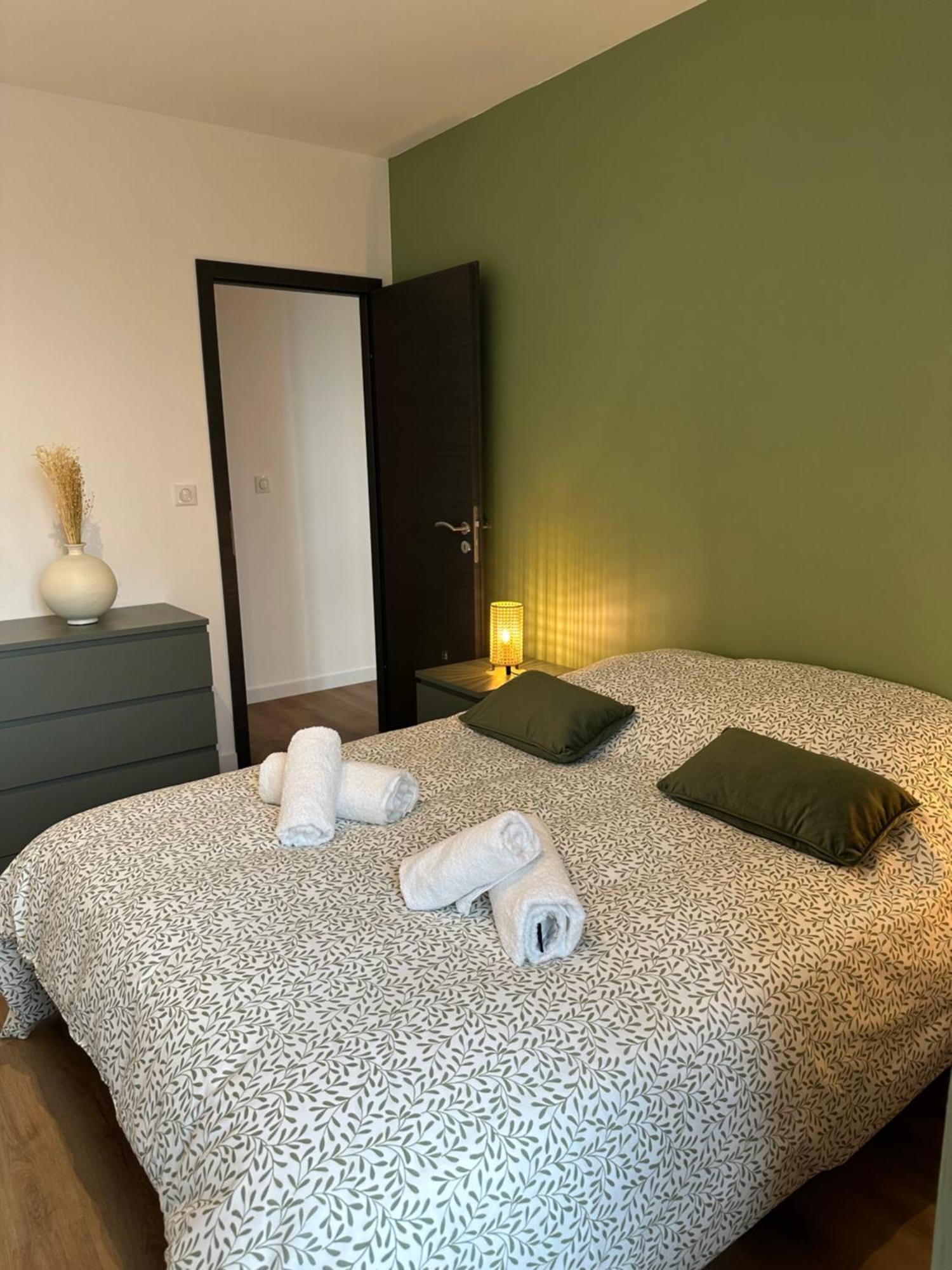 Appartement De La Gare Remiremont Kültér fotó