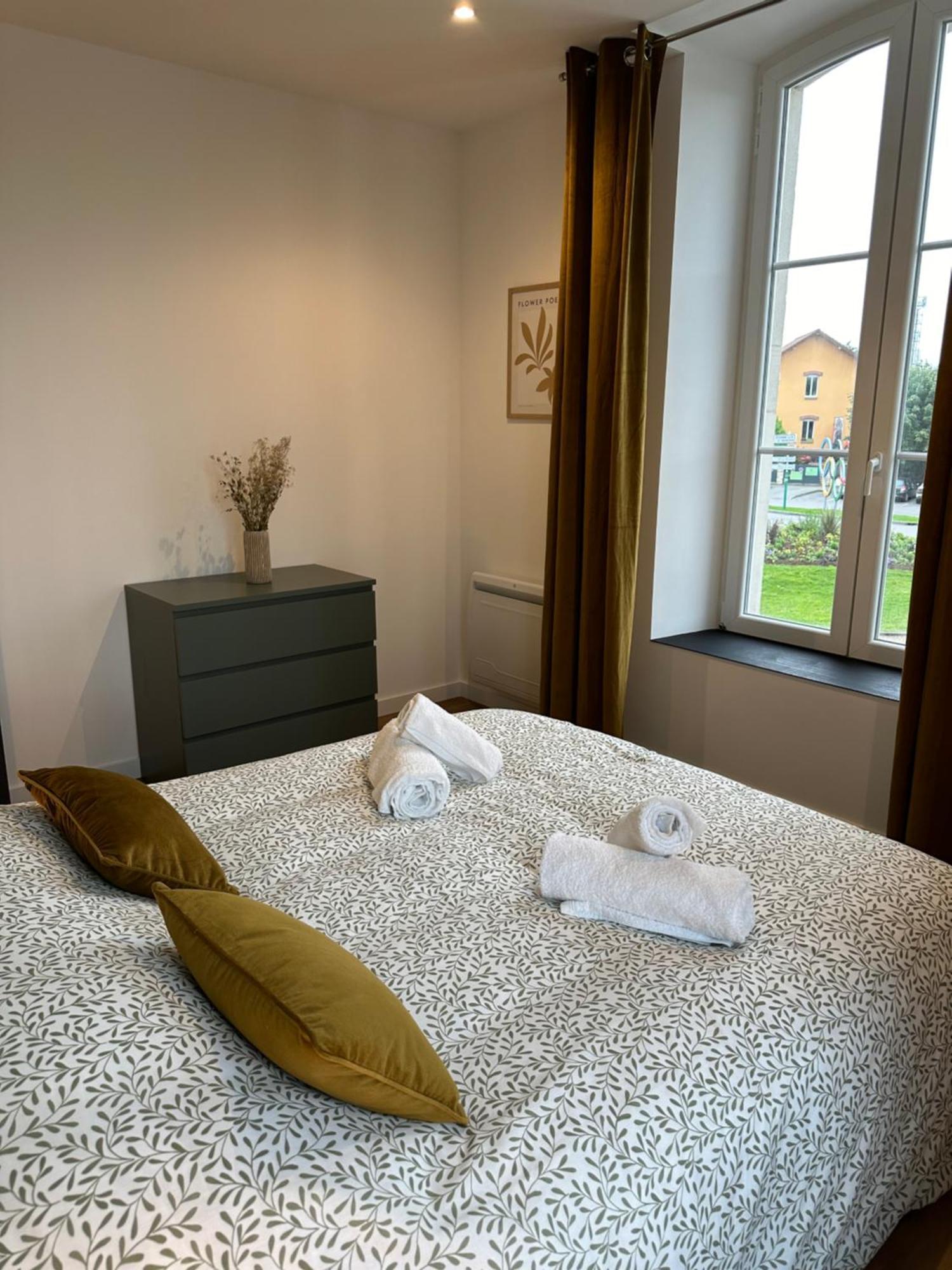Appartement De La Gare Remiremont Kültér fotó