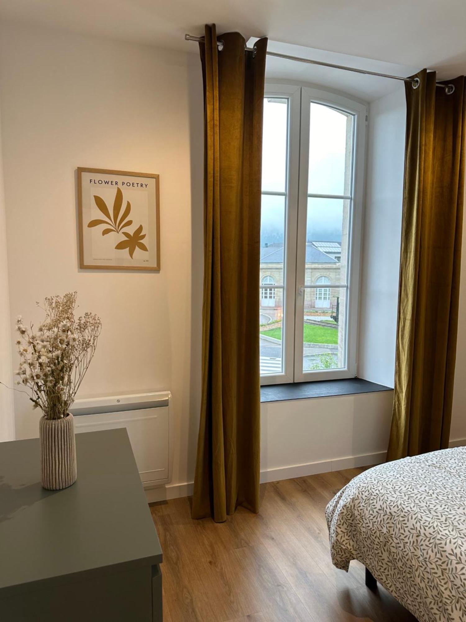 Appartement De La Gare Remiremont Kültér fotó