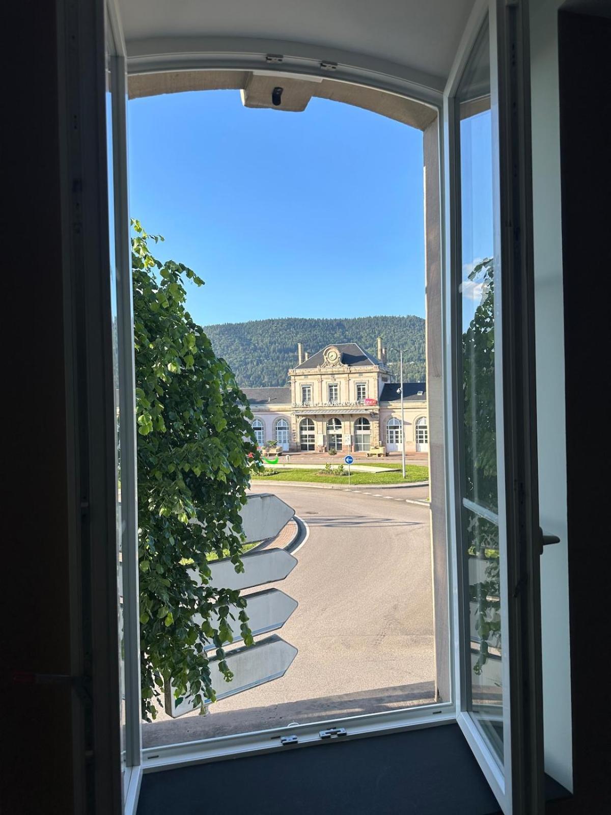 Appartement De La Gare Remiremont Kültér fotó